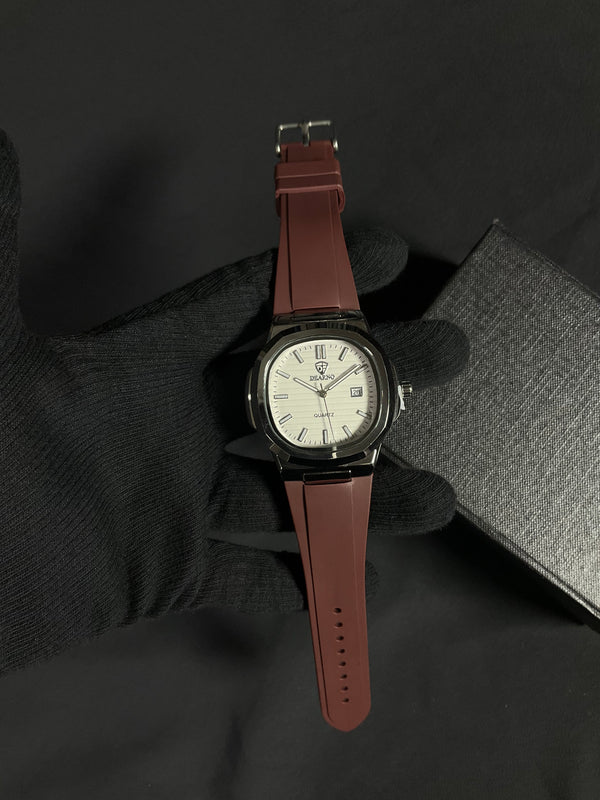 Dearno Timeless Square