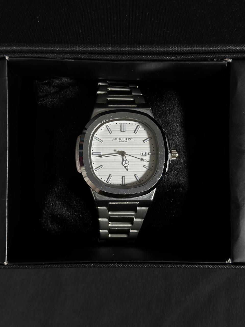 Patek Philipe Geneve | White Dial